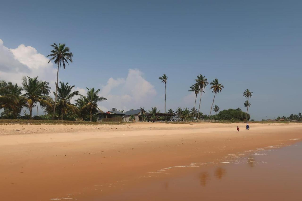 Afro Beach Eco Resort Butre Экстерьер фото