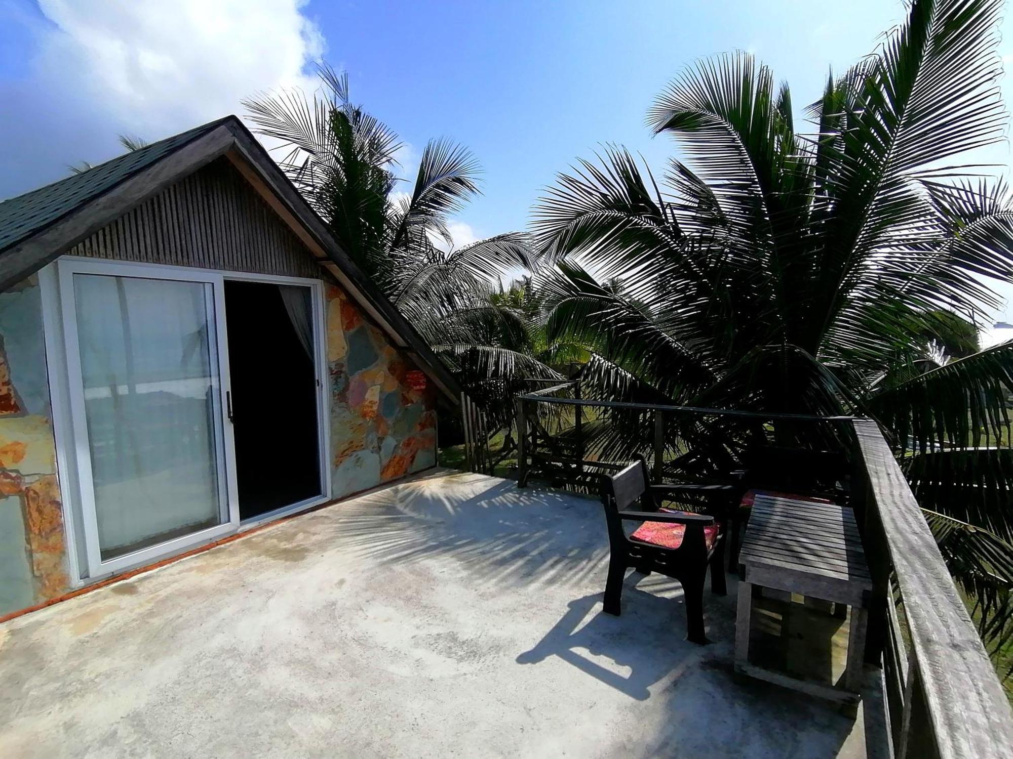 Afro Beach Eco Resort Butre Номер фото